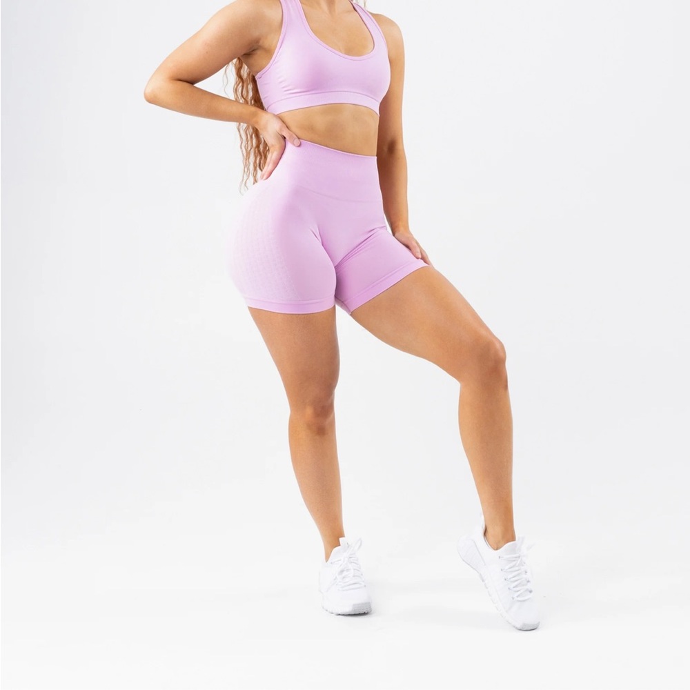 Alphalete Amplify Contour in Poise